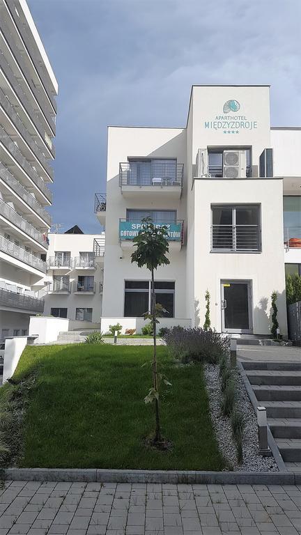 Apartament Magnolia Przy Morzu Miedzyzdroje Eksteriør billede